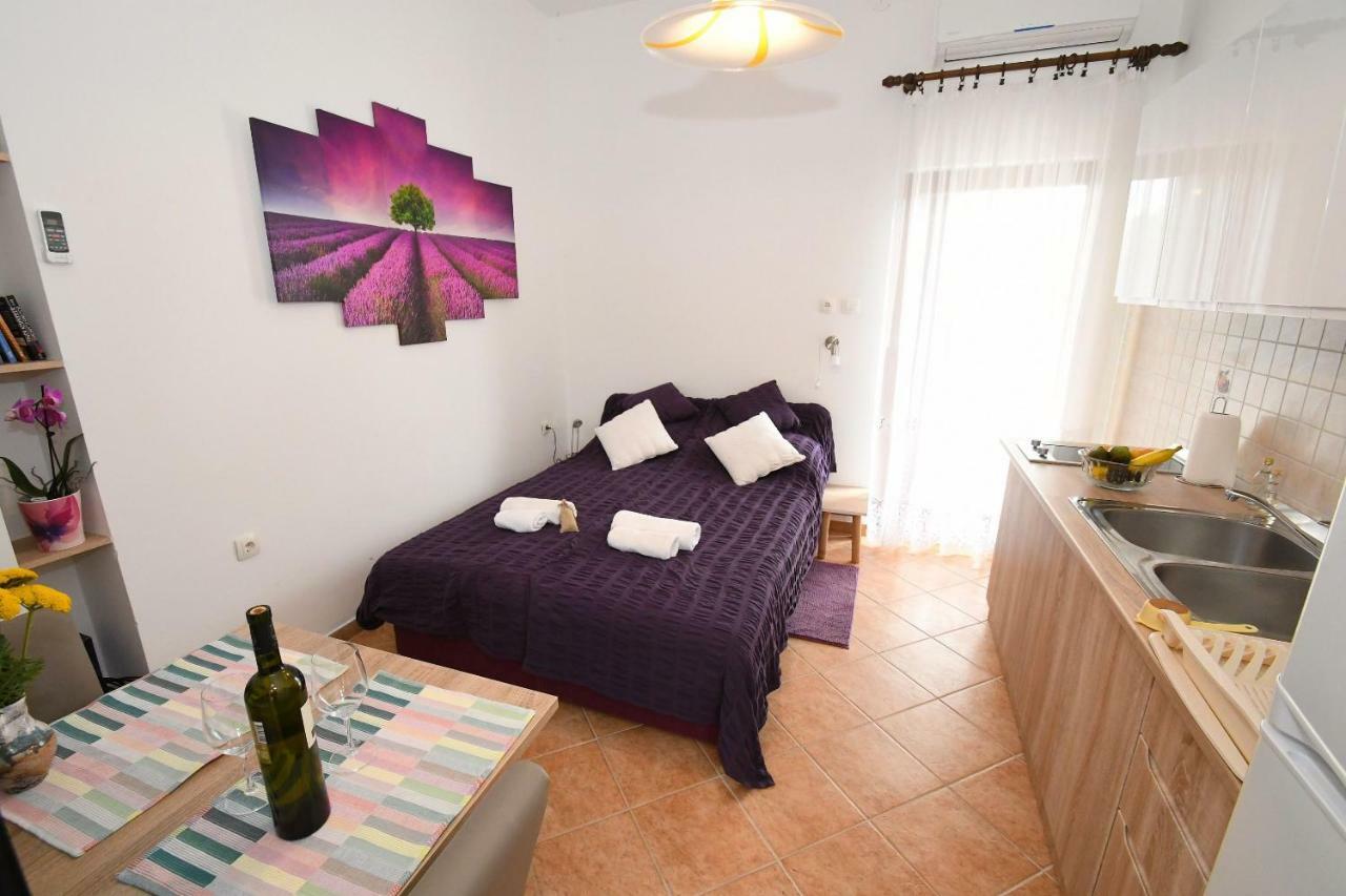 Studio Apartman Kris Marinici  Extérieur photo